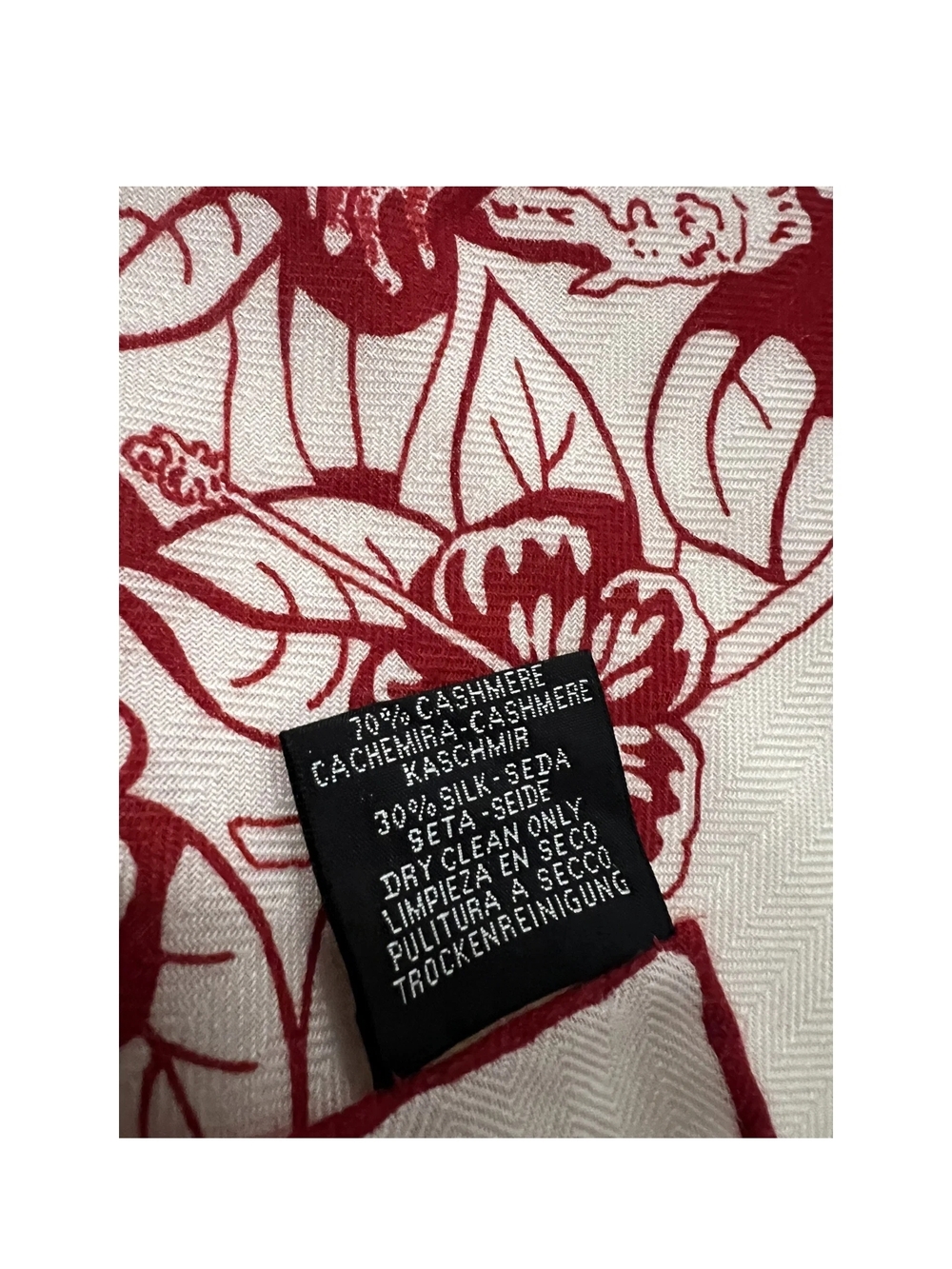 Authentic Hermès Paris Cashmere & Silk Shawl – “Single Love” Leopard Design - Picture 2 of 4